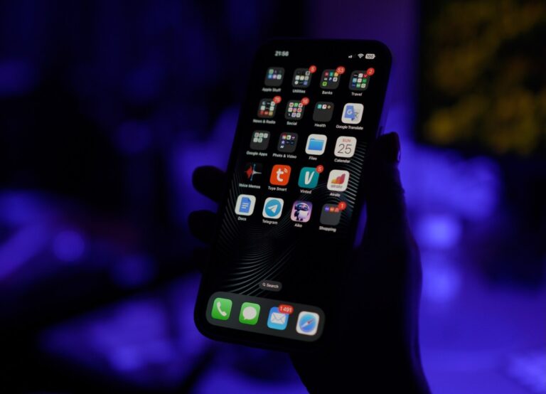 Apple fixes new iphone zero day bugs used in paragon