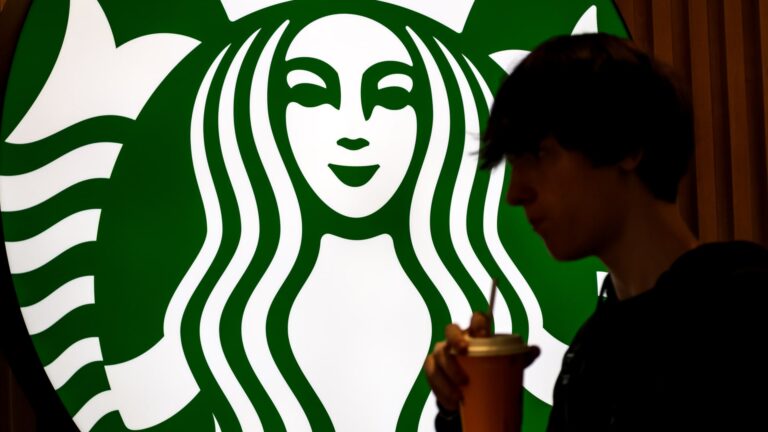 Starbucks (SBUX) Q3 2025 revenue Starbucks (sbux) q3 2025 revenue