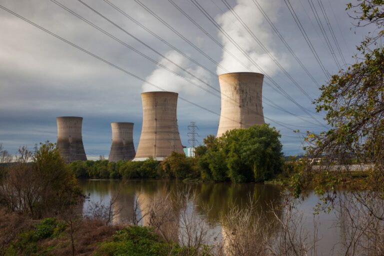 President Trump DOE grants $1 billion loan to Microsoft partners to restart Three Mile Island nuclear reactor President trump doe grants $1 billion loan to microsoft partners