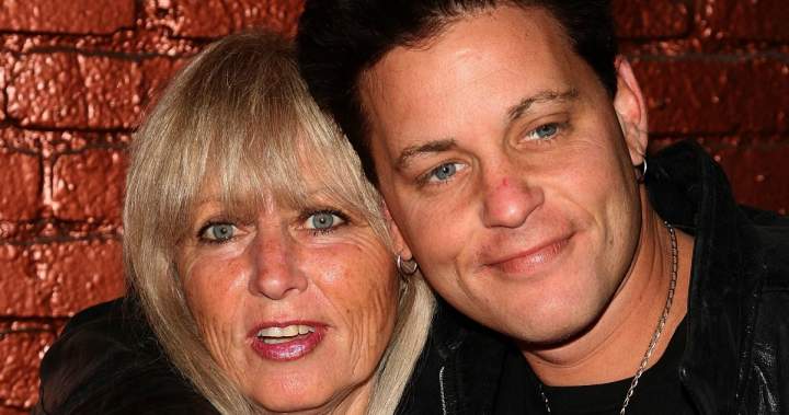 Corey Haim's mother calls Corey Feldman's accusations 'defamatory and harmful' – National Corey haim's mother calls corey feldman's accusations 'defamatory and harmful'