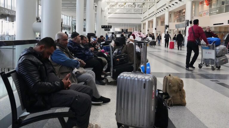 Thousands of travelers stranded as middle east airports close after